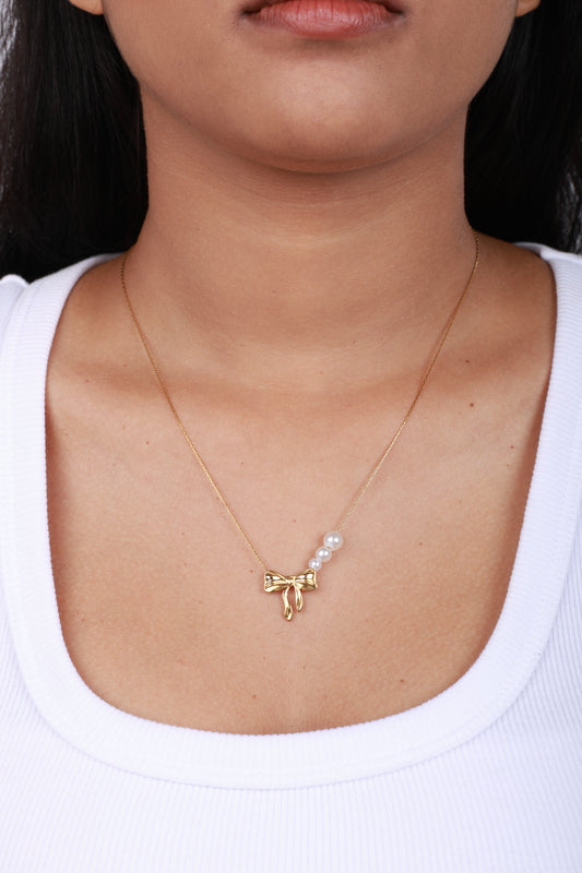 Colette Bow & Pearl Necklace