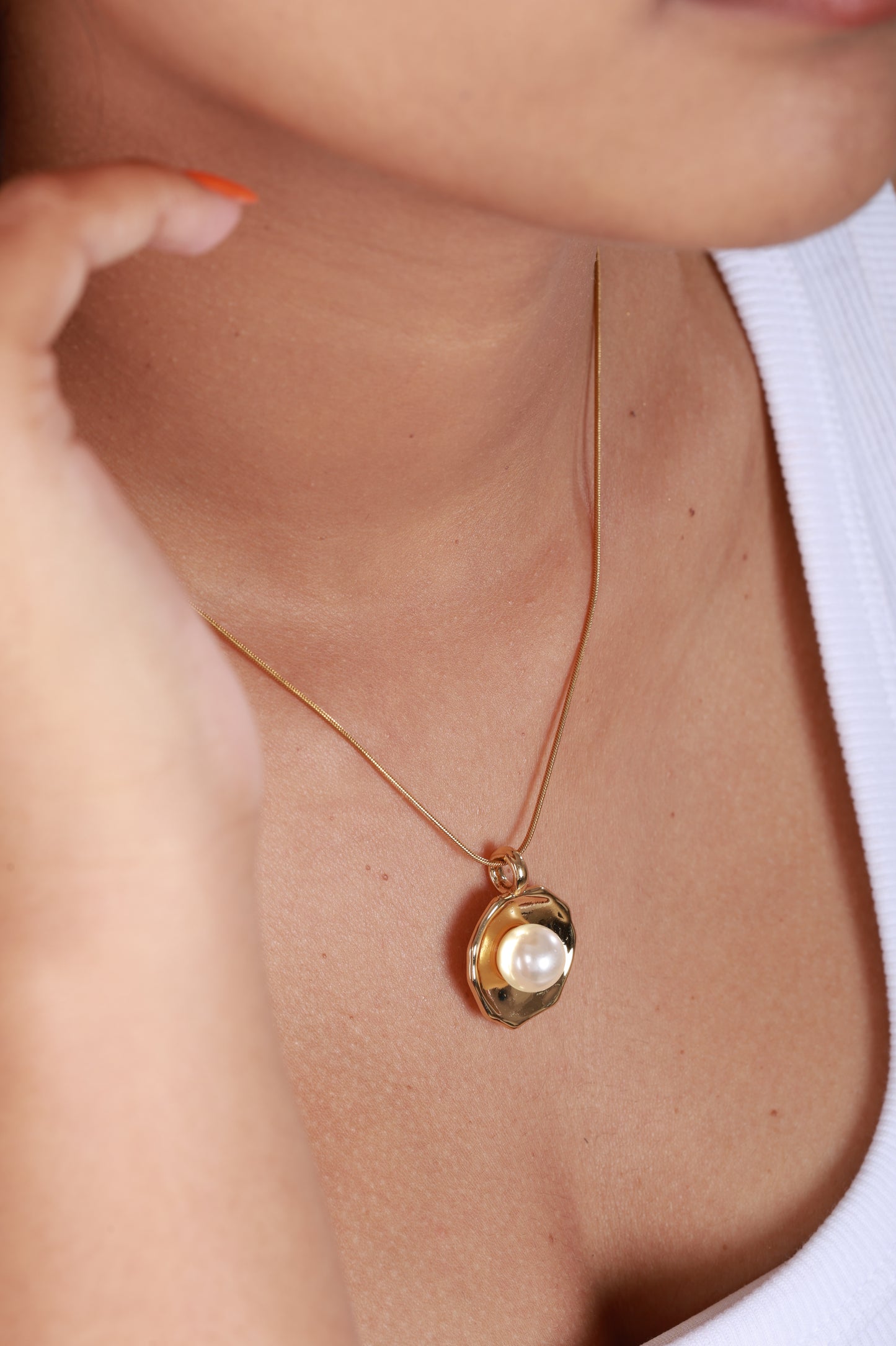Orella Pearl Drop Necklace