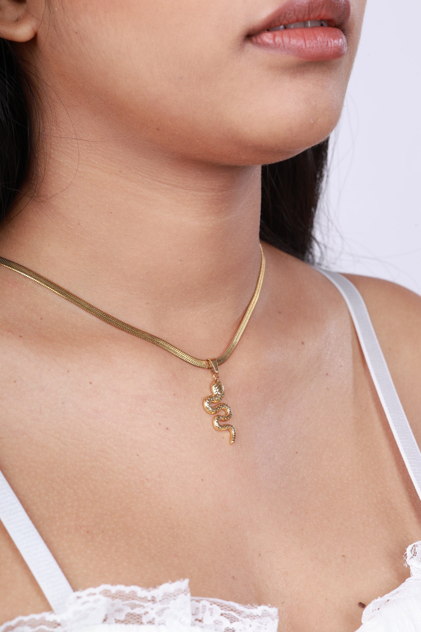 Serpentina Herringbone Necklace