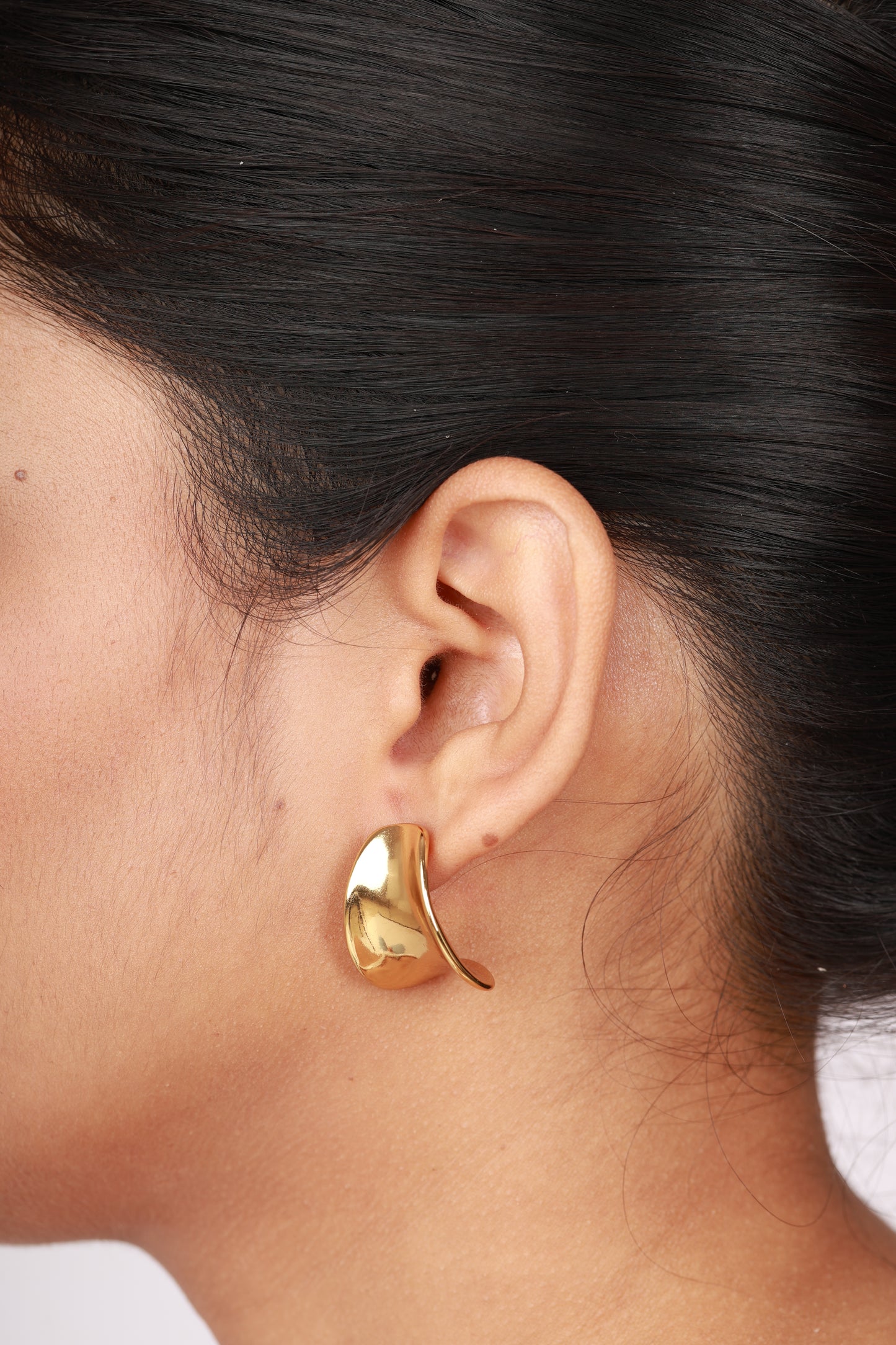 Curveflow Sculpted Hoops