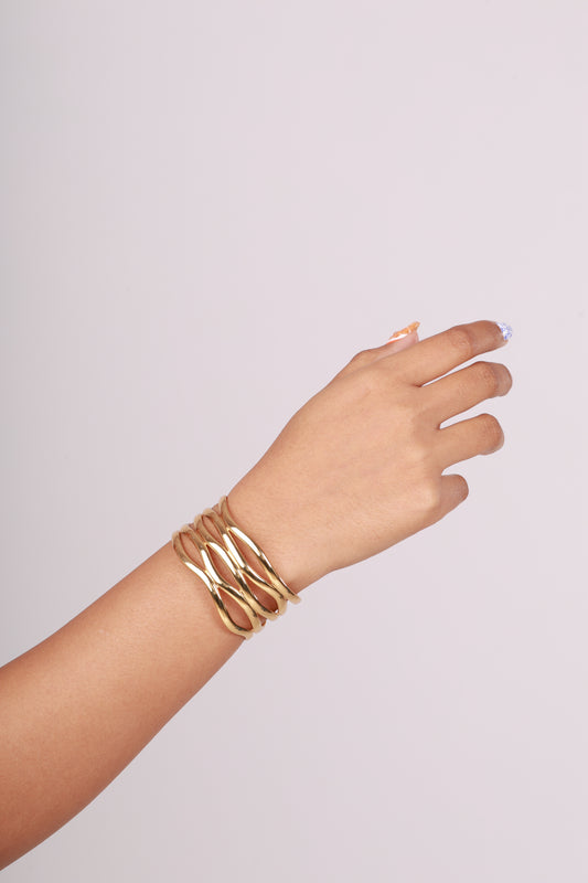 Serpentina Wave Cuff Bracelet