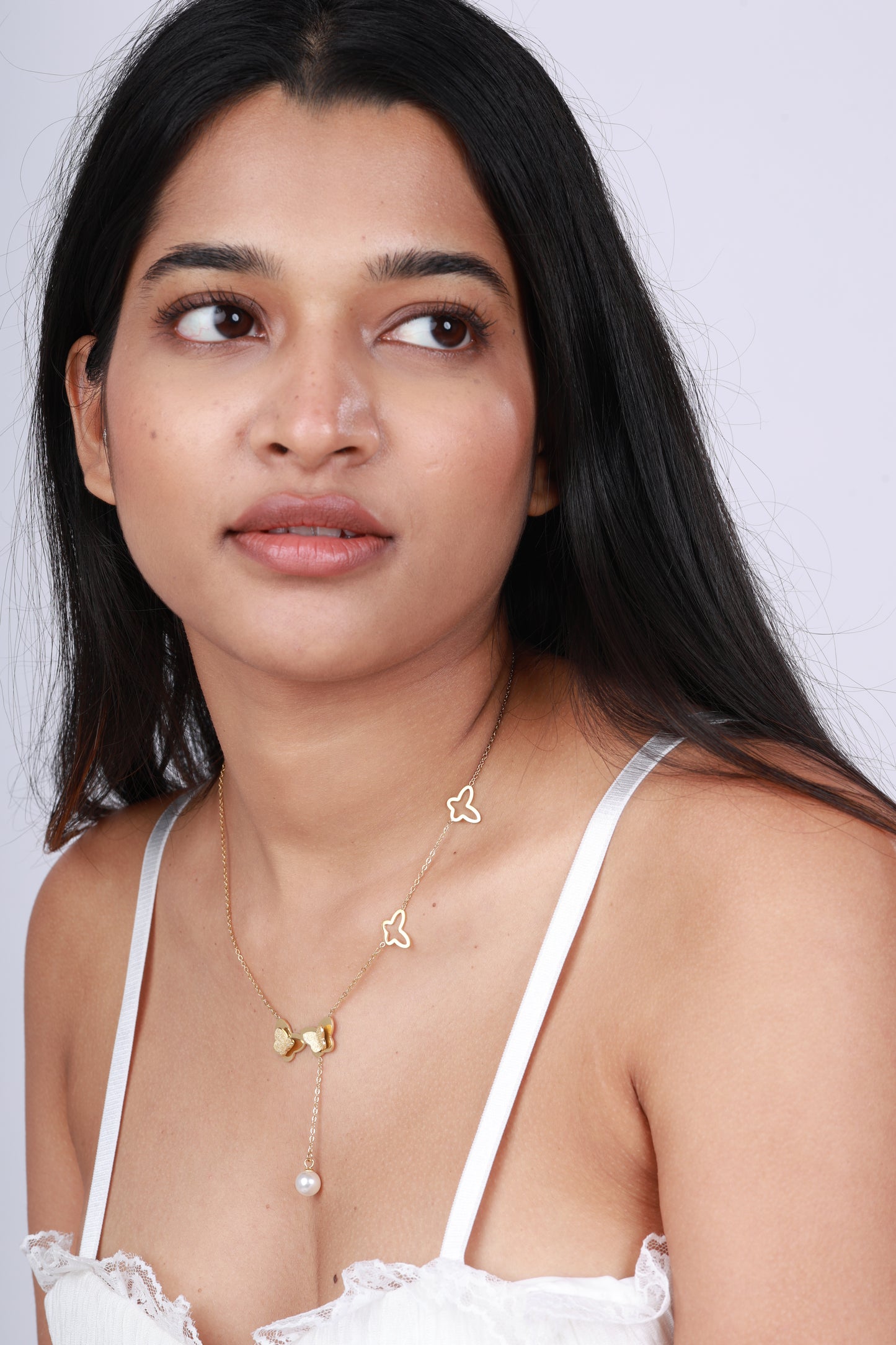 Papillette Pearl Drop Necklace
